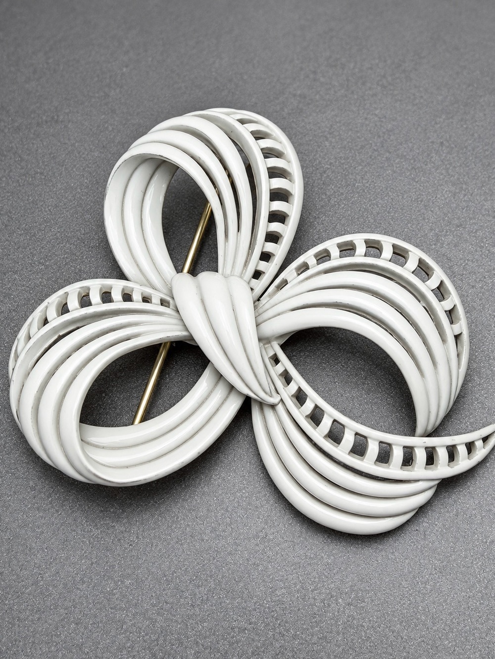 Vintage D’Orlan White Enamel Brooch #cz376
